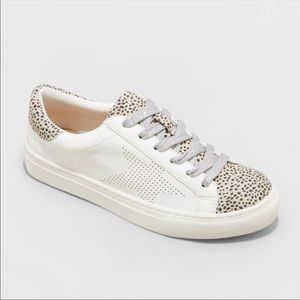 Women’s Cadey Sneakers